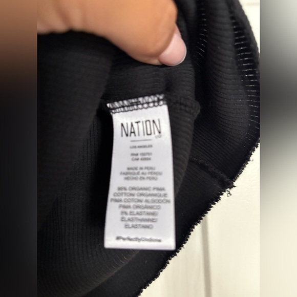 Nation ltd puff sleeve v neck ribbed top size small black - Picture 4 of 4